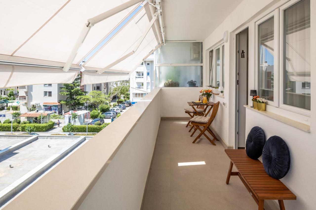 Apartment Nova 4* Дуги Рат Екстериор снимка